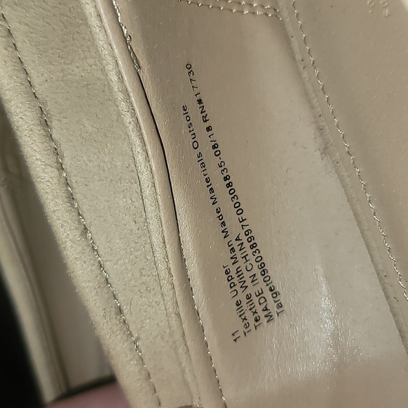 Universal Thread Faux Suede Stacked Heel Lenora - Picture 5 of 6